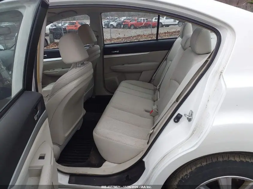 2012 SUBARU LEGACY 2.5I PREMIUM