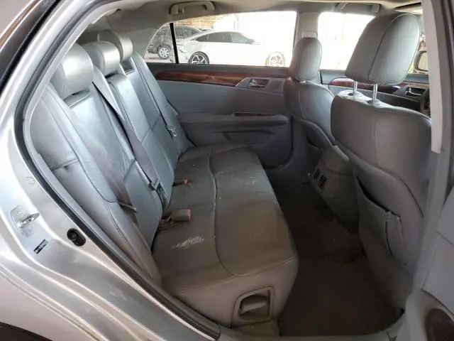 2010 TOYOTA AVALON XL  