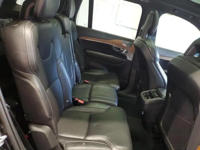 2016 VOLVO XC90 T6  