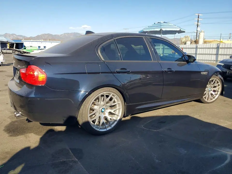 2011 BMW M3   