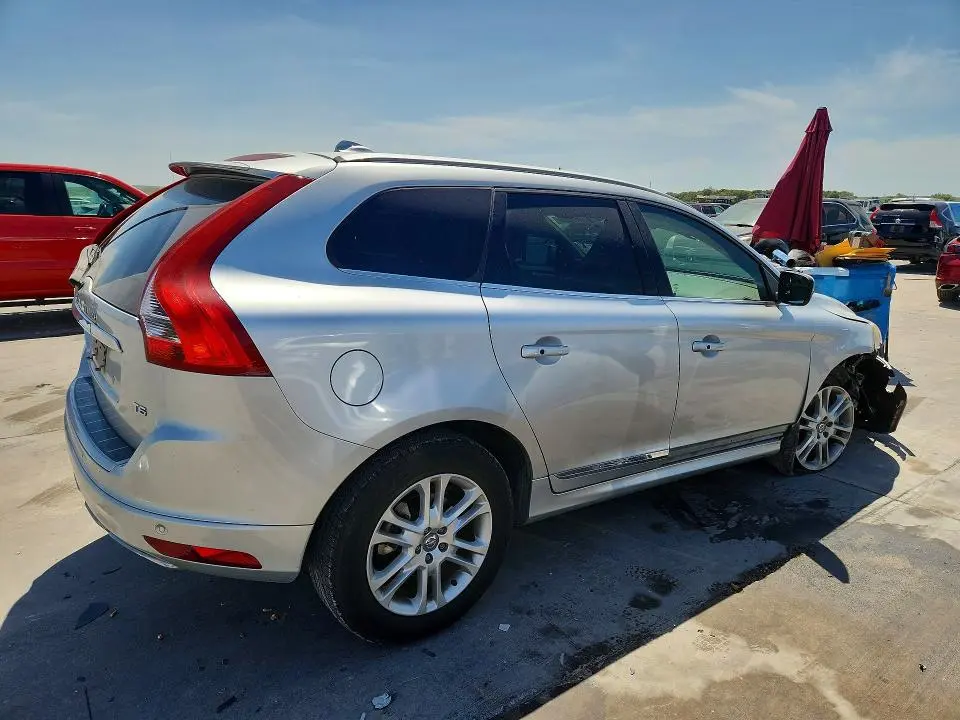 2016 VOLVO XC60 T5 PREMIER  