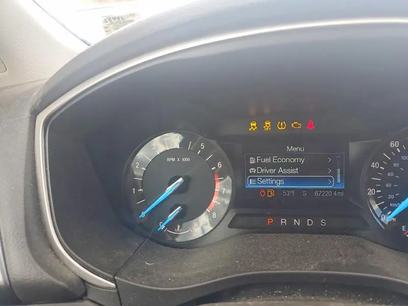2016 FORD FUSION SE  