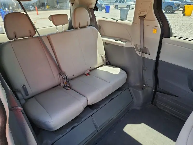 2012 TOYOTA SIENNA XLE 8-PASSENGER  