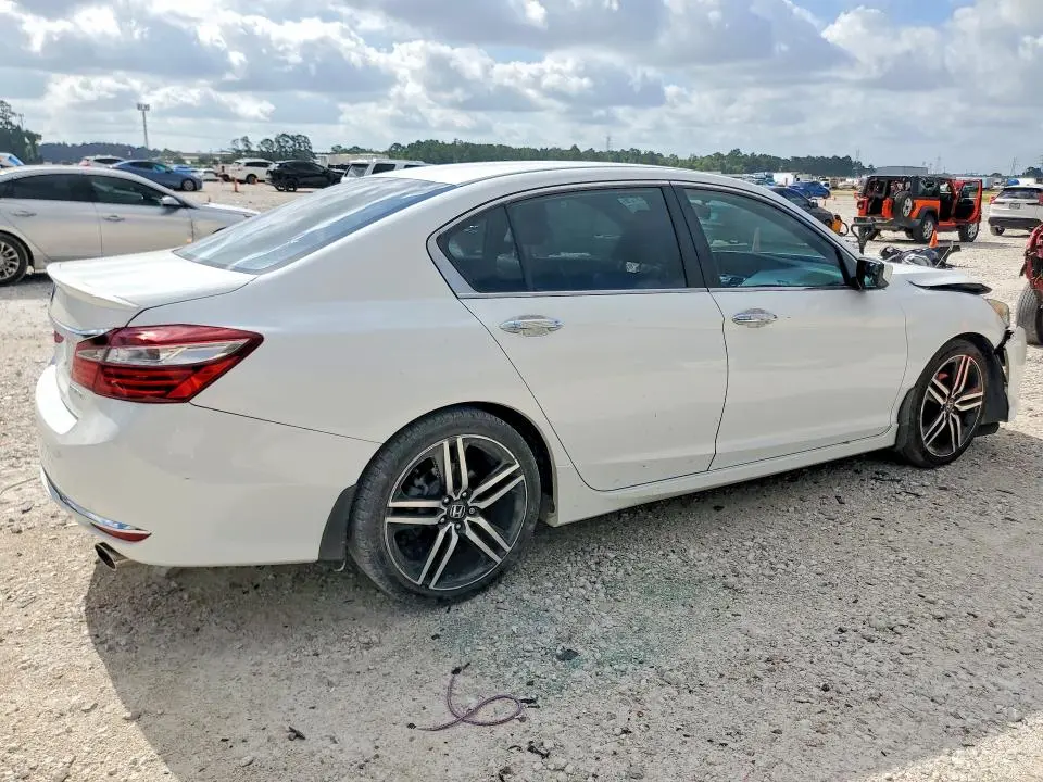 2016 HONDA ACCORD SPORT  