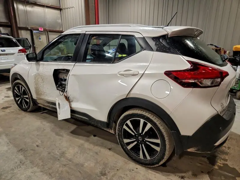 2020 NISSAN KICKS SR  