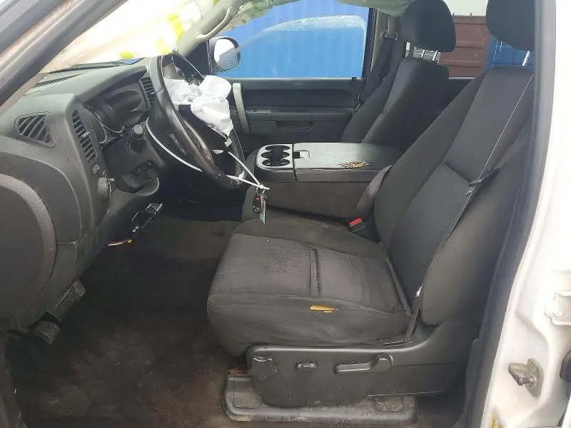 2011 CHEVROLET SILVERADO K1500 LT  