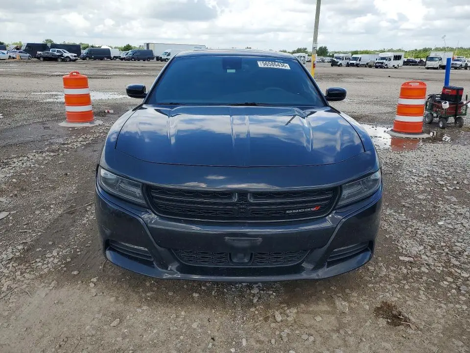 2016 DODGE CHARGER SXT  