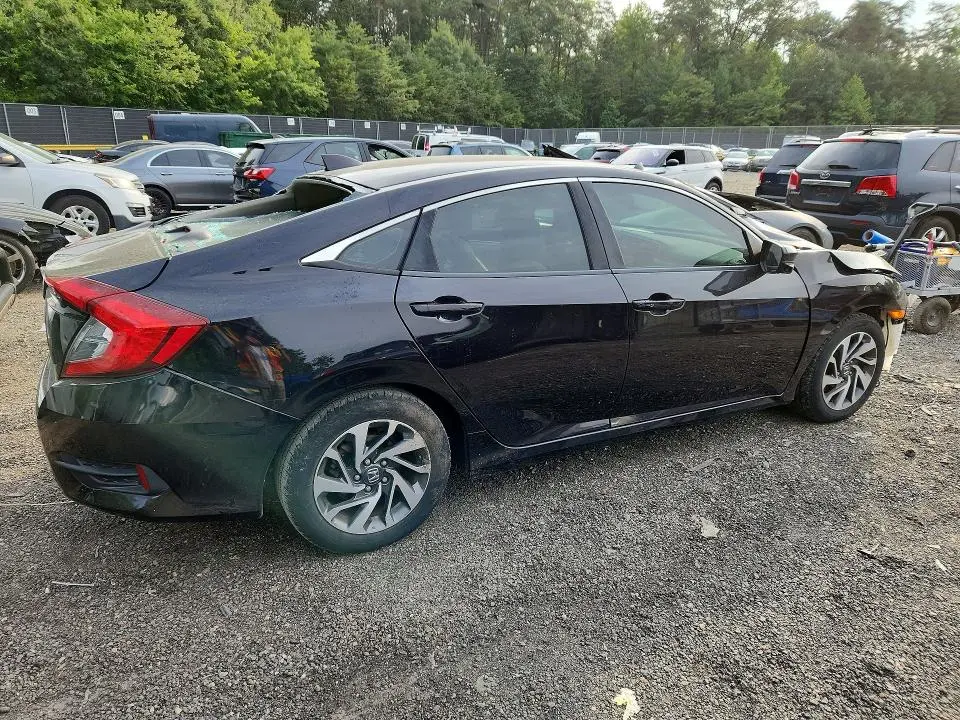 2017 HONDA CIVIC EX  