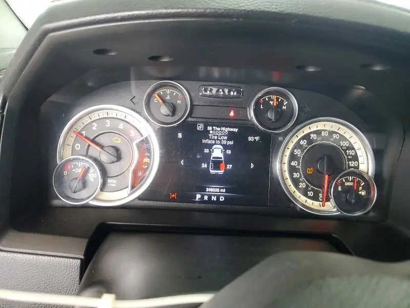 2016 RAM 1500 LARAMIE  