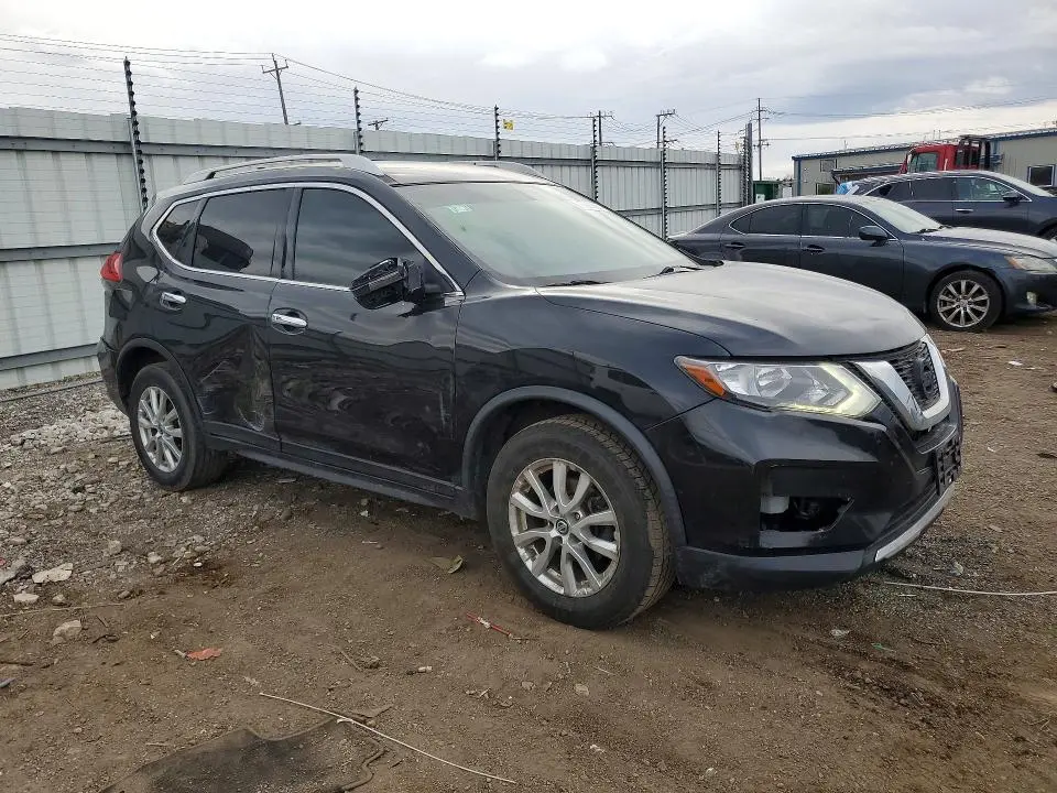 2017 NISSAN ROGUE SV  