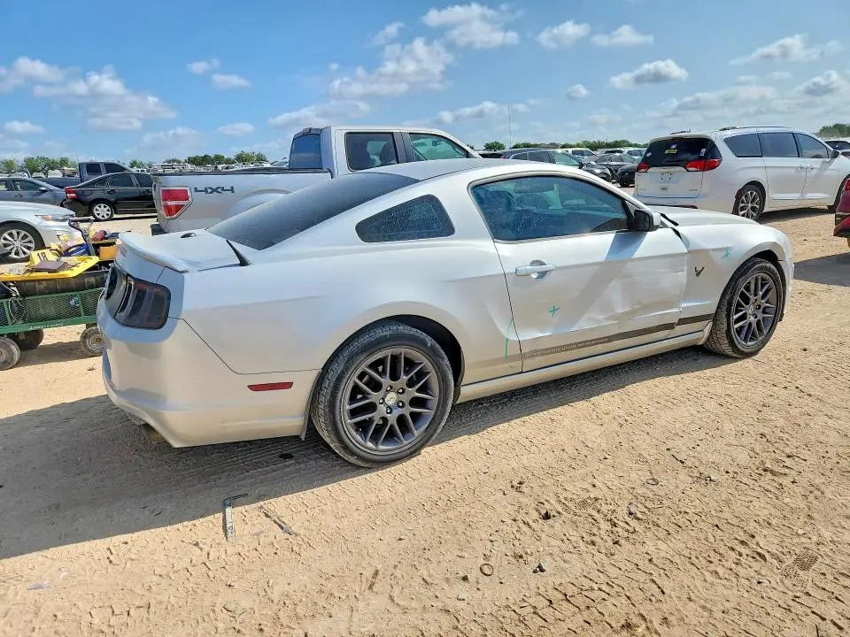 2013 FORD MUSTANG   