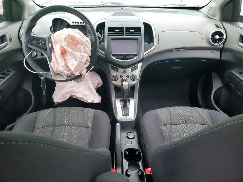 2015 CHEVROLET SONIC LT  