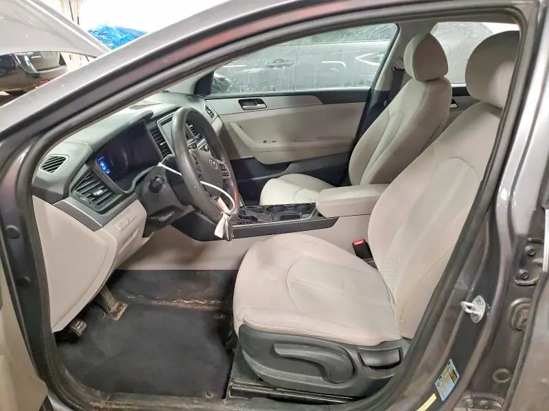 2018 HYUNDAI SONATA SE  