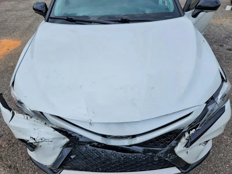 2019 TOYOTA CAMRY XSE V6  
