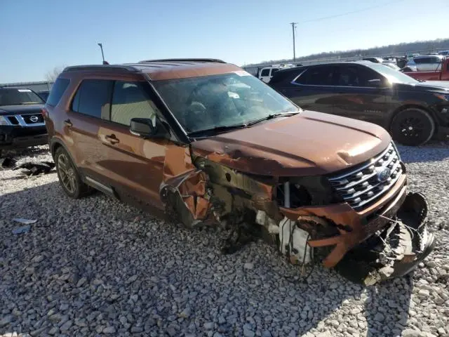 2017 FORD EXPLORER XLT  