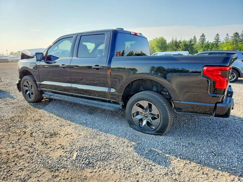 2025 FORD F150 LIGHTNING XLT  