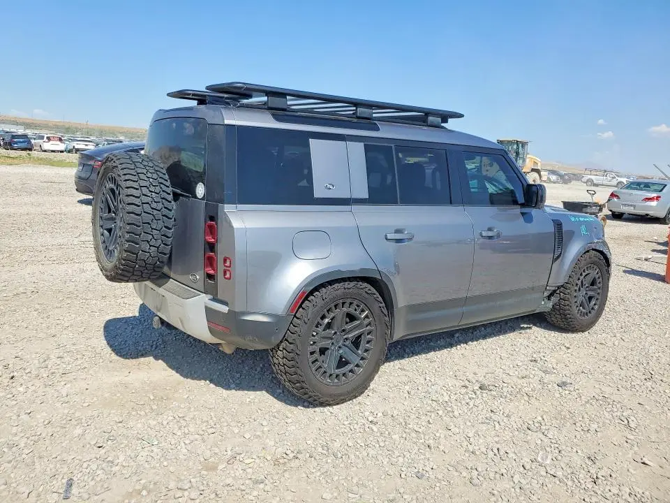 2021 LAND ROVER DEFENDER 110 SE  