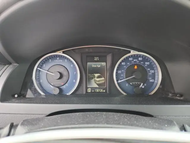 2016 TOYOTA CAMRY LE  