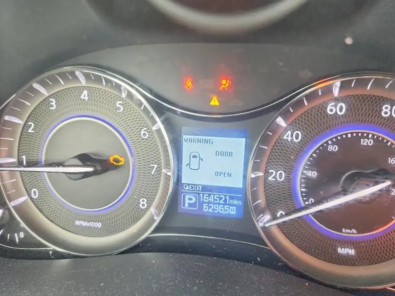 2015 INFINITI QX80 BASE  