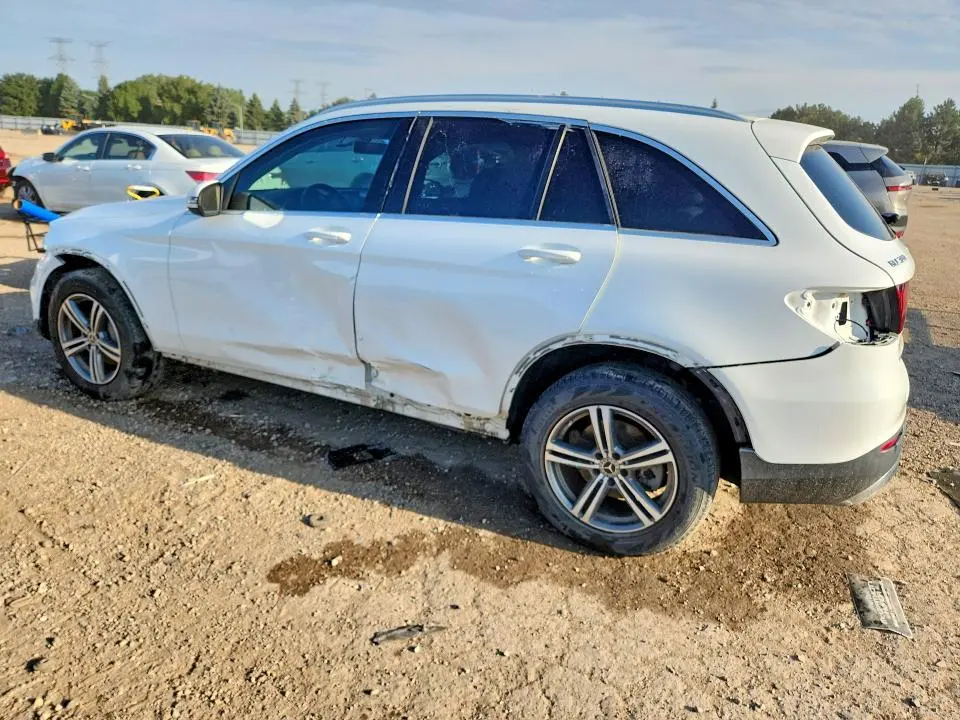 2020 MERCEDES-BENZ GLC 300  
