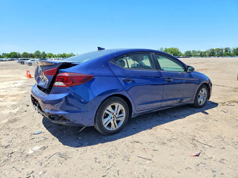 2020 HYUNDAI ELANTRA SEL  