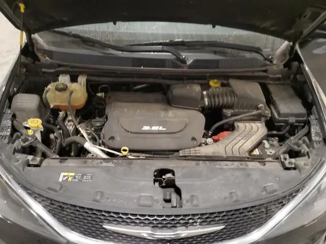 2017 CHRYSLER PACIFICA TOURING  