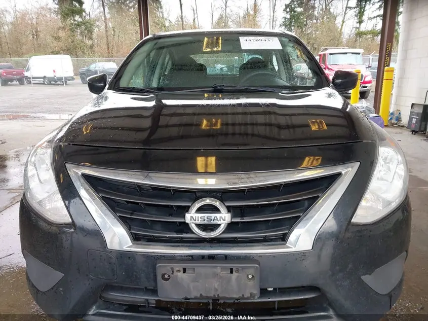 2017 NISSAN VERSA 1.6 S+