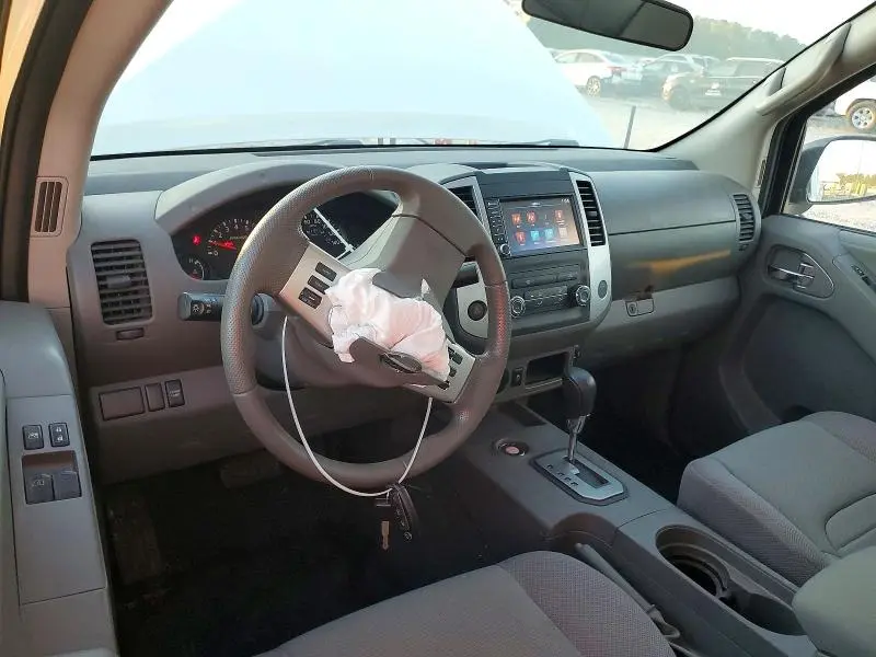 2020 NISSAN FRONTIER S  