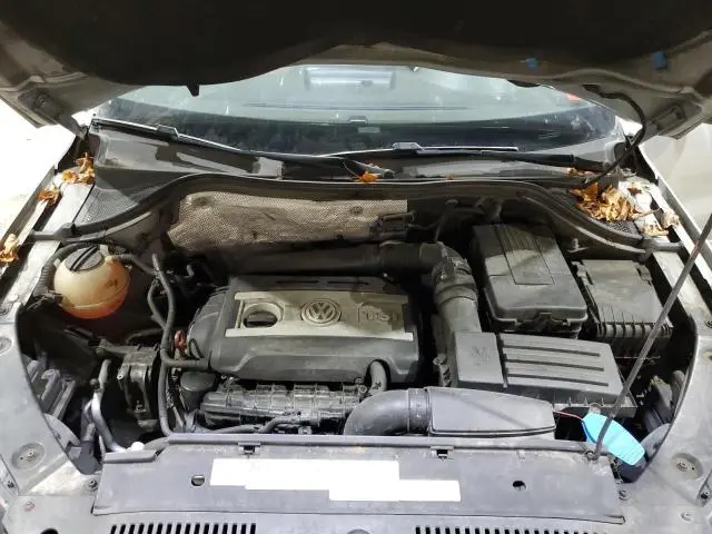 2012 VOLKSWAGEN TIGUAN S  