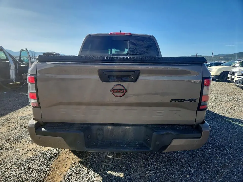 2023 NISSAN FRONTIER PRO-4X  