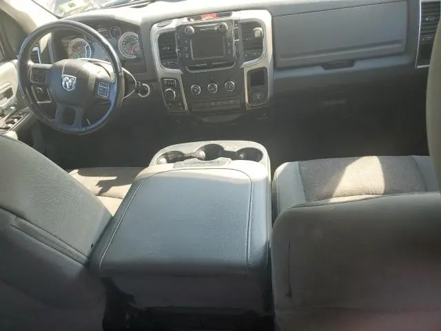 2013 RAM 1500 SLT  