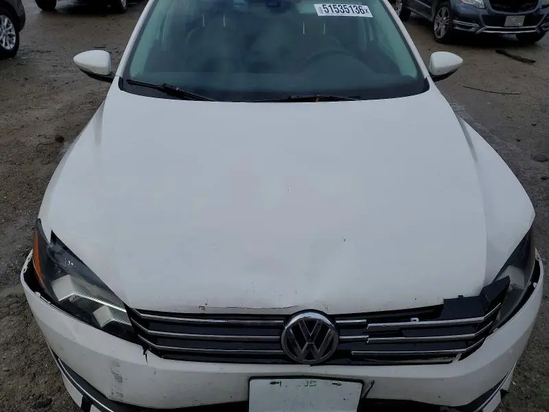 2012 VOLKSWAGEN PASSAT SE  