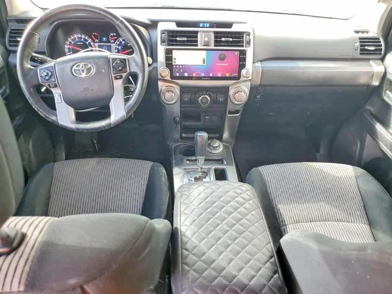 2017 TOYOTA 4RUNNER SR5  