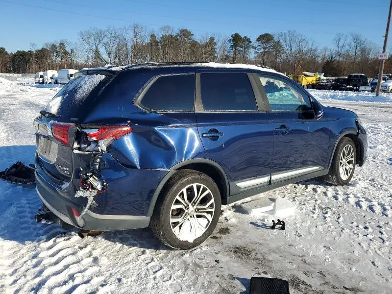 2016 MITSUBISHI OUTLANDER SE  