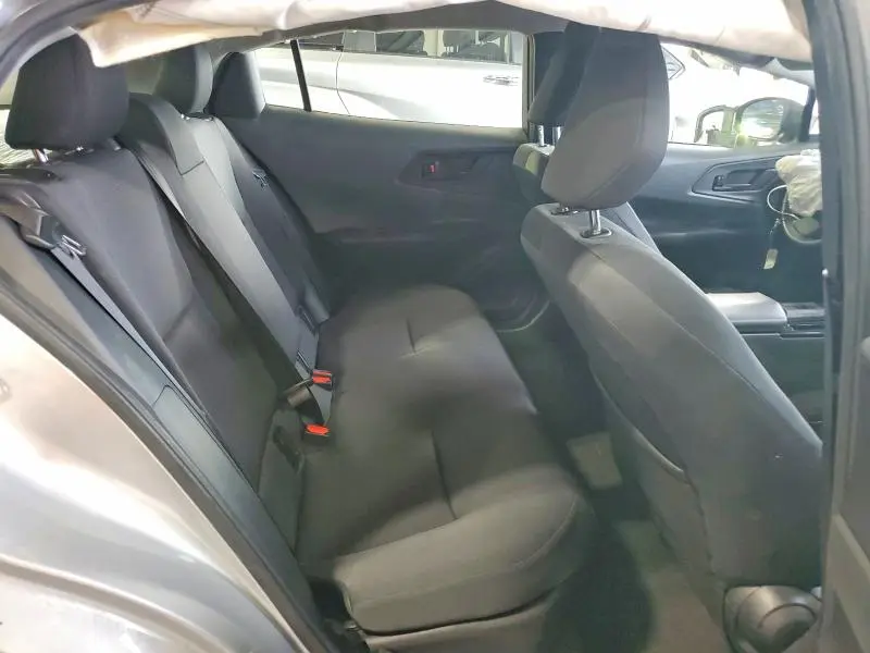 2023 TOYOTA PRIUS LE  