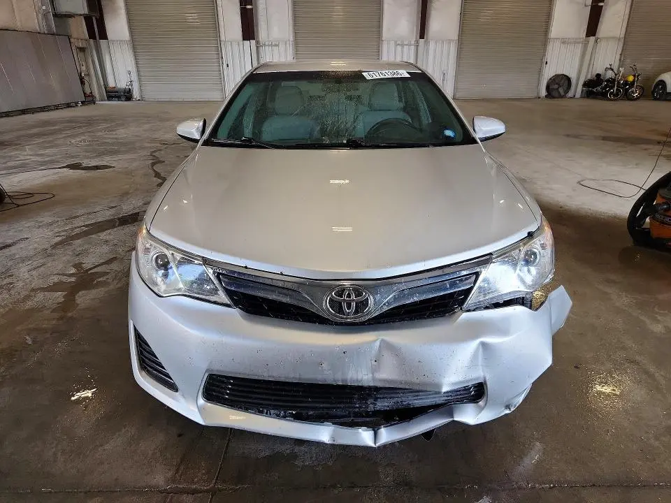 2012 TOYOTA CAMRY LE  
