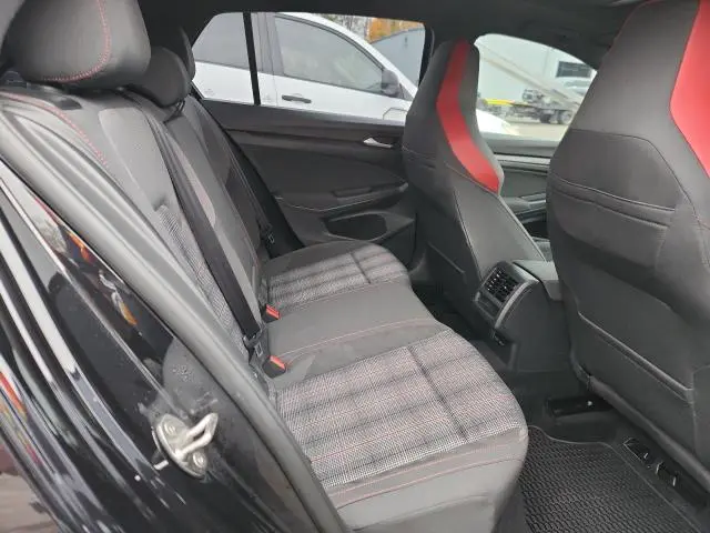 2022 VOLKSWAGEN GTI SE  