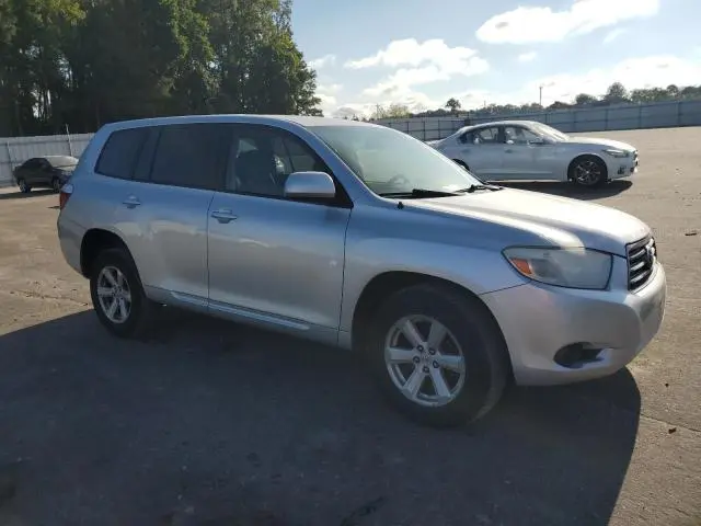 2010 TOYOTA HIGHLANDER