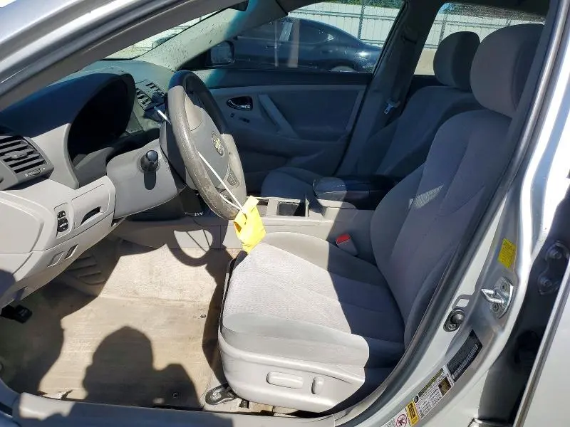 2011 TOYOTA CAMRY LE  