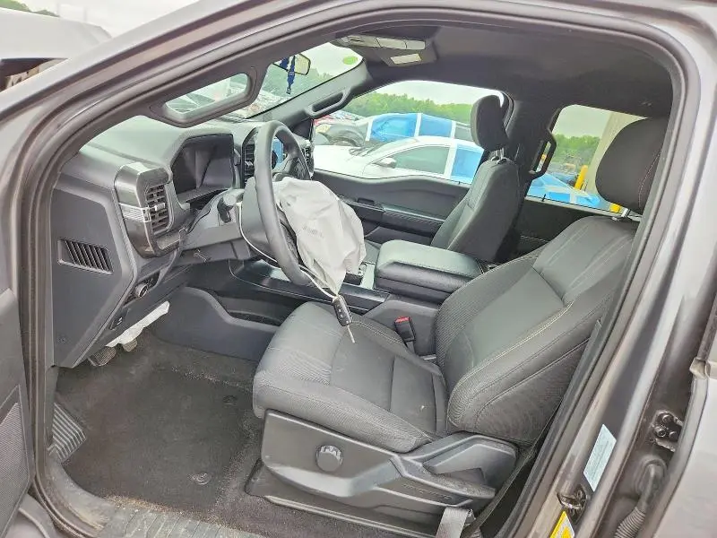 2024 FORD F150 STX  