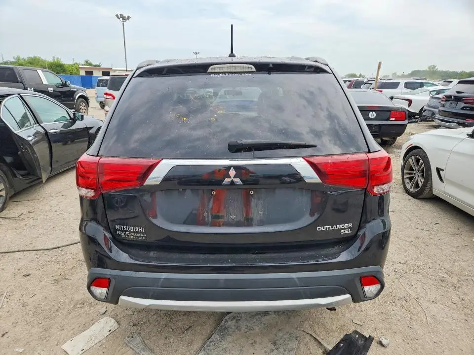 2016 MITSUBISHI OUTLANDER SE  