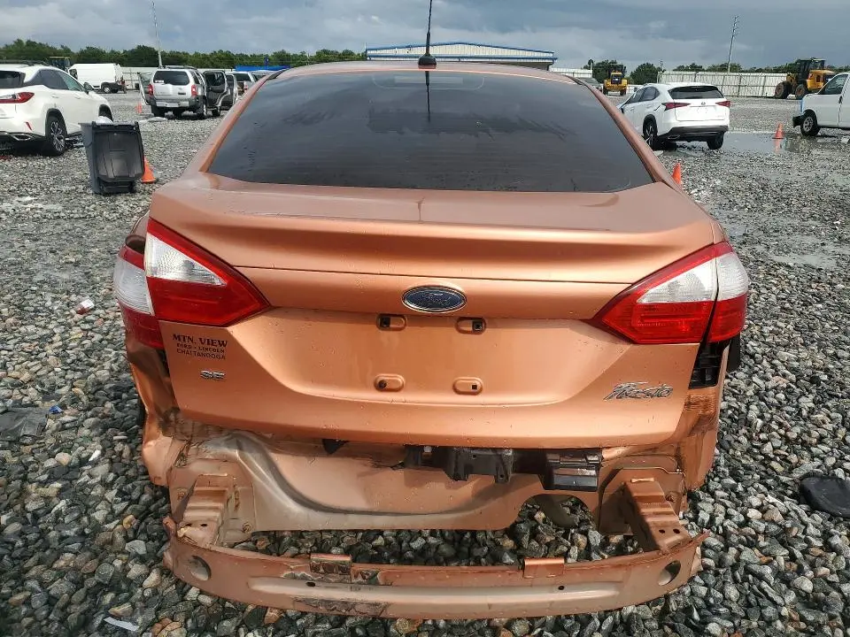2017 FORD FIESTA SE  