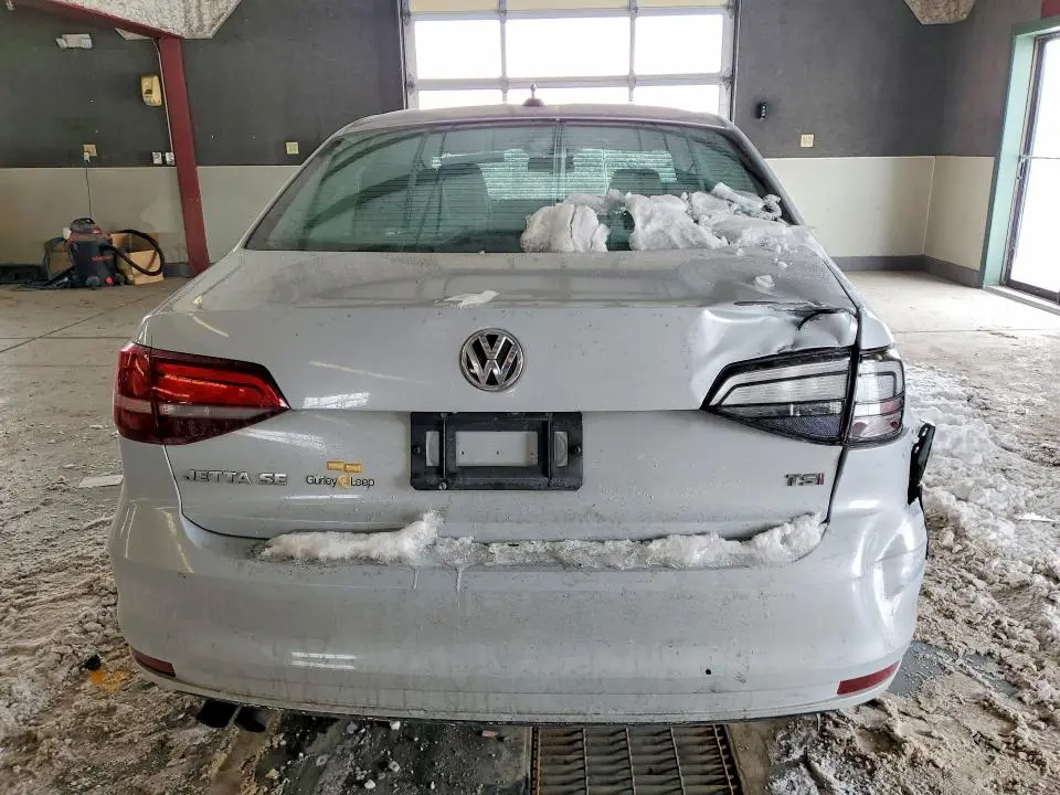 2017 VOLKSWAGEN JETTA SE  