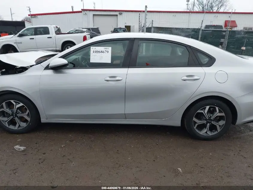 2019 KIA FORTE LXS