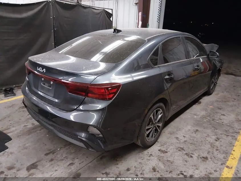 2024 KIA FORTE LXS