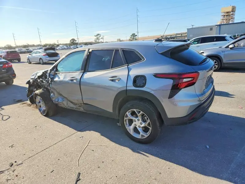 2025 CHEVROLET TRAX LS  