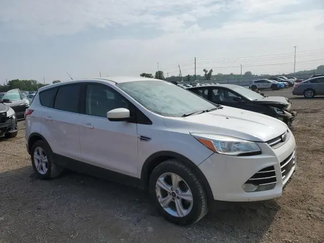 2016 FORD ESCAPE SE  