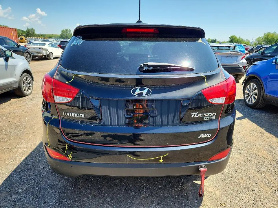 2010 HYUNDAI TUCSON GLS  