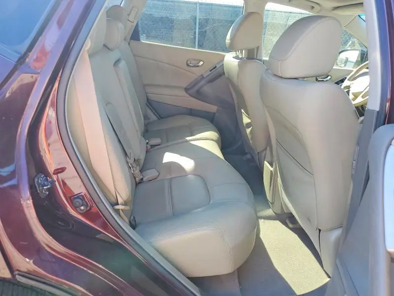 2014 NISSAN MURANO S  
