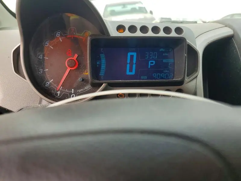2013 CHEVROLET SONIC LT  